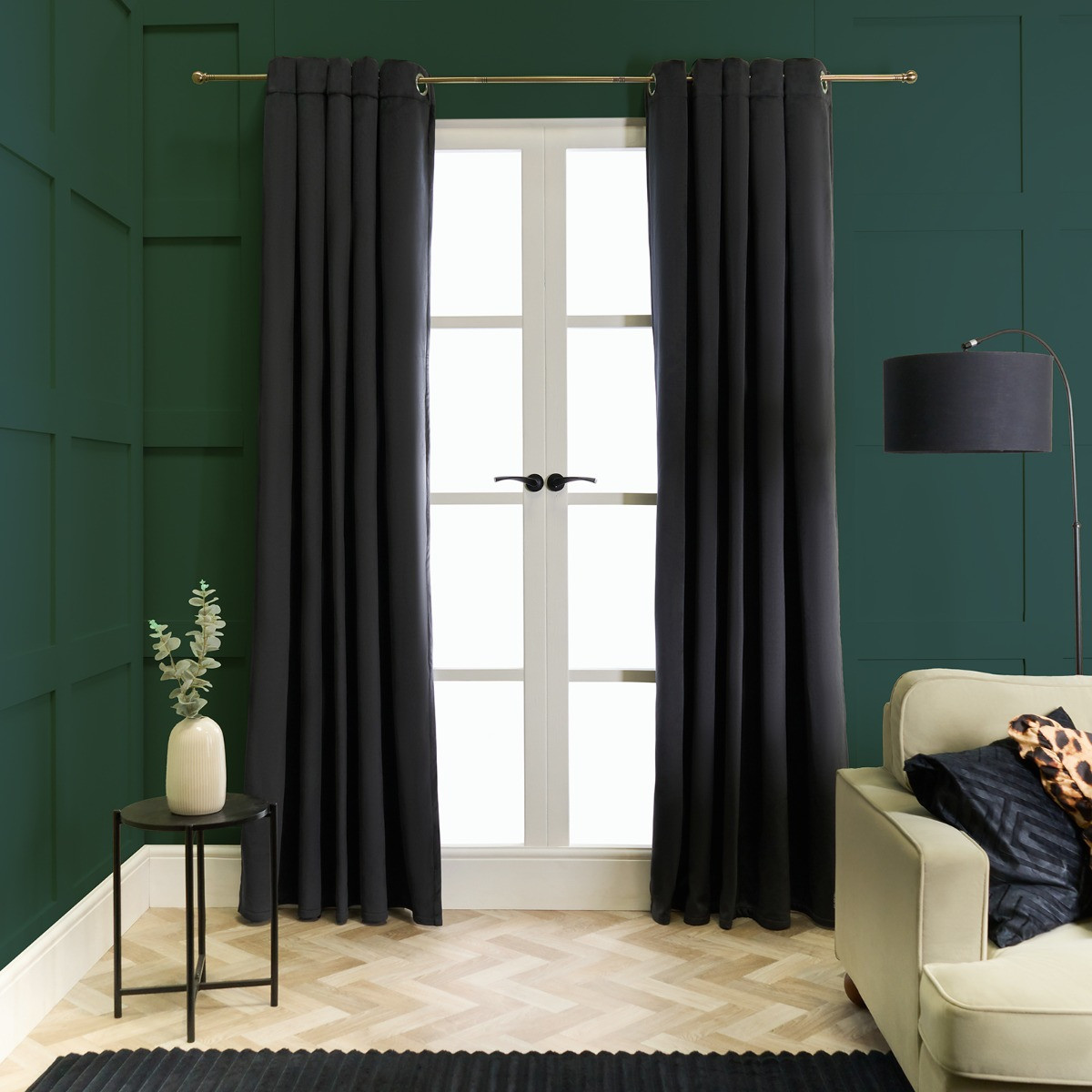 OHS Thermal Velvet Eyelet Curtains - Black>
