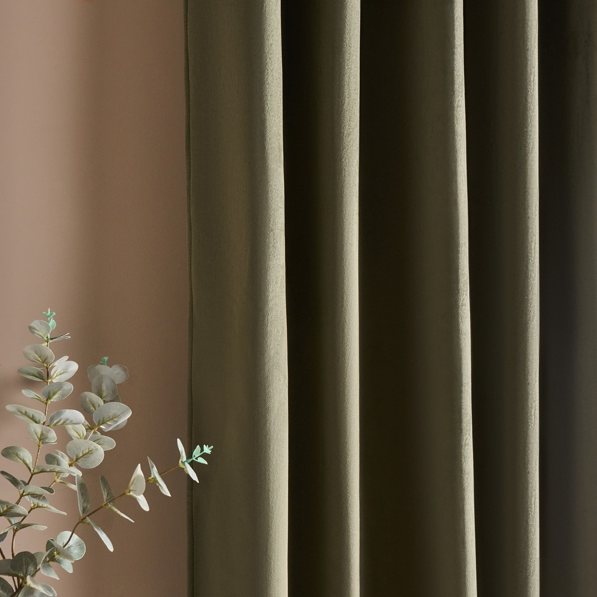 OHS Thermal Velvet Curtains, Woodland Green - 90 x 90in>