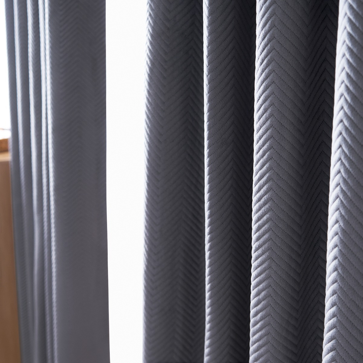 OHS Quilted Velvet Eyelet Curtains - Charcoal>
