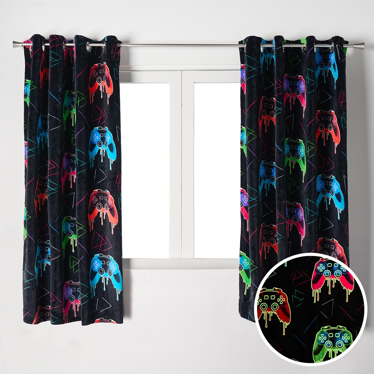 OHS Kids Gaming Print Glow In The Dark Velvet Eyelet Curtains, Multi - 46 x 54in>