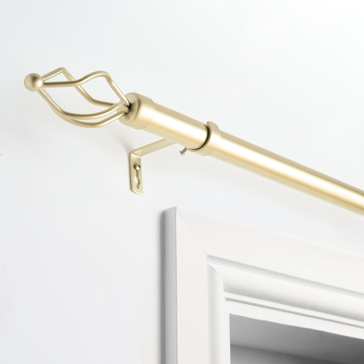 OHS 28mm Extendable Twist Curtain Pole, Brushed Gold - 120-220cm>