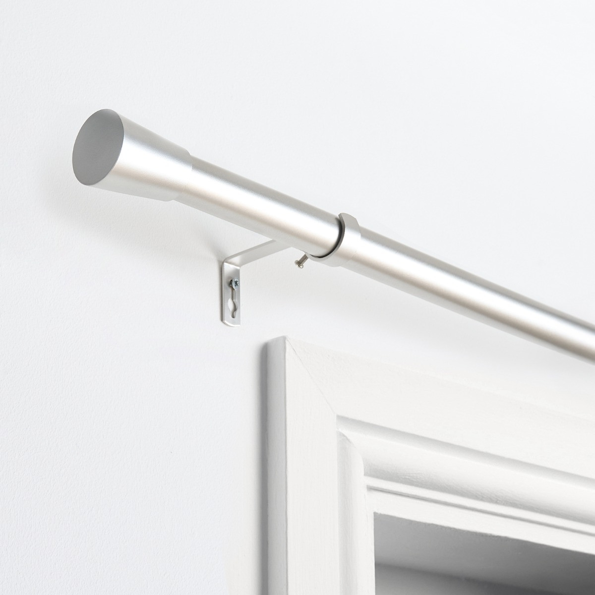 OHS 28mm Extendable Trumpet Curtain Pole, Silver - 120-220cm>