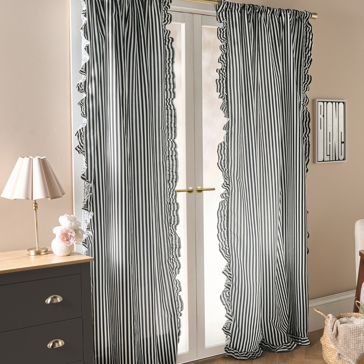 OHS Stripe Frill Voile - Monochrome>