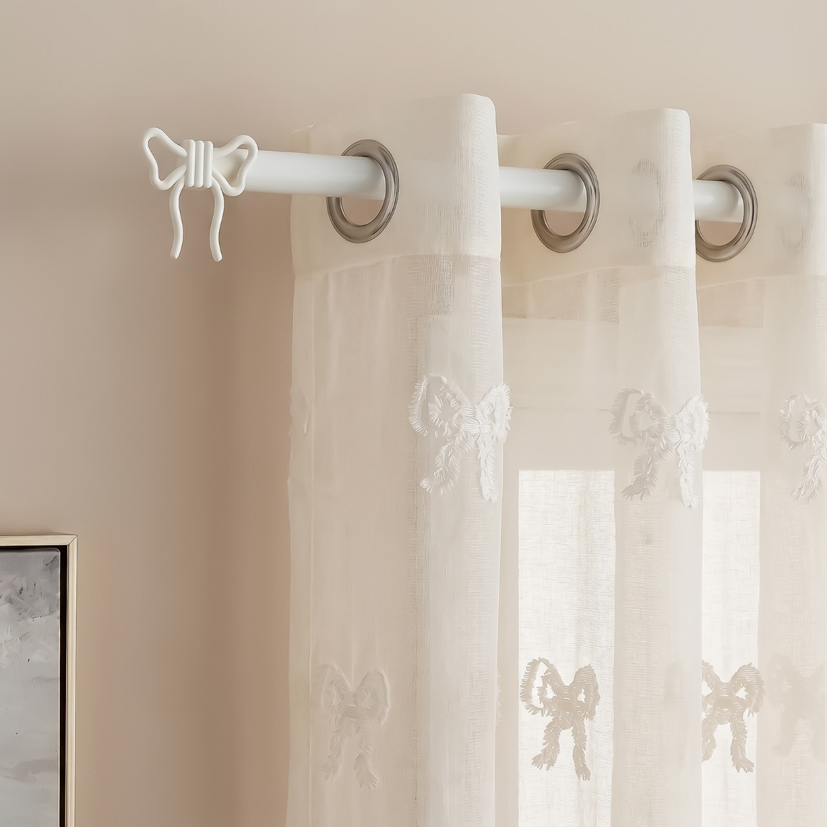 OHS Extendable Bow Curtain Pole - Cream>