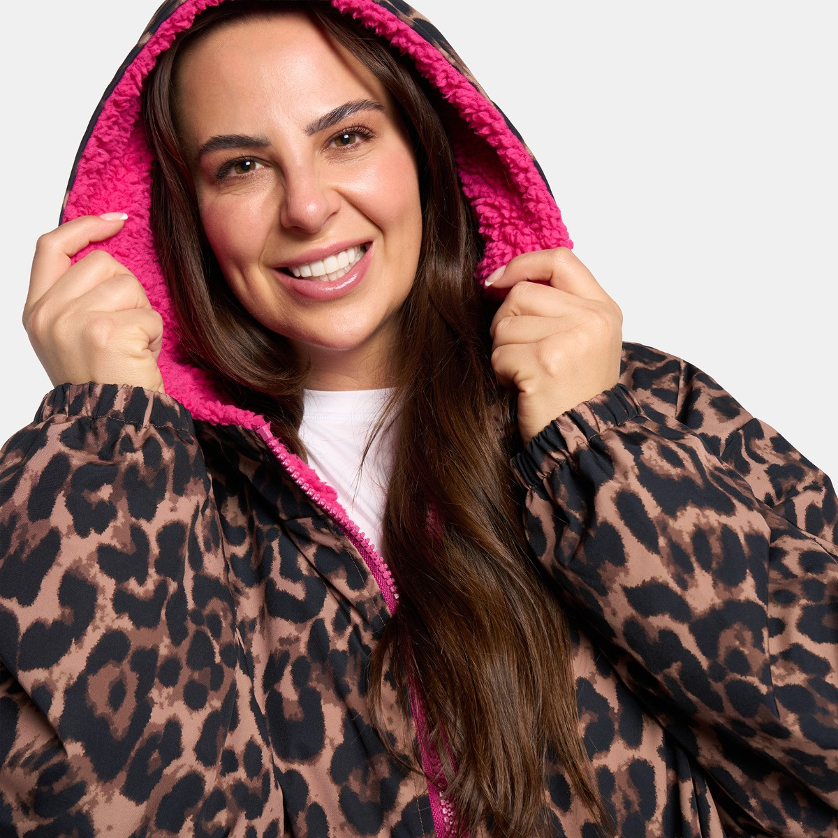 OHS Adults Water Resistant Leopard Print Sherpa Drying Robe - Natural/Pink>