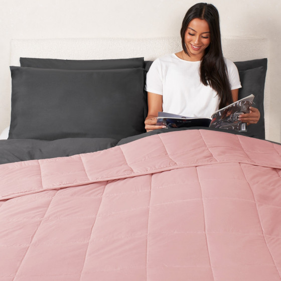 OHS Supersoft Weighted 4kg Blanket, Blush Pink - 125 x 150cm