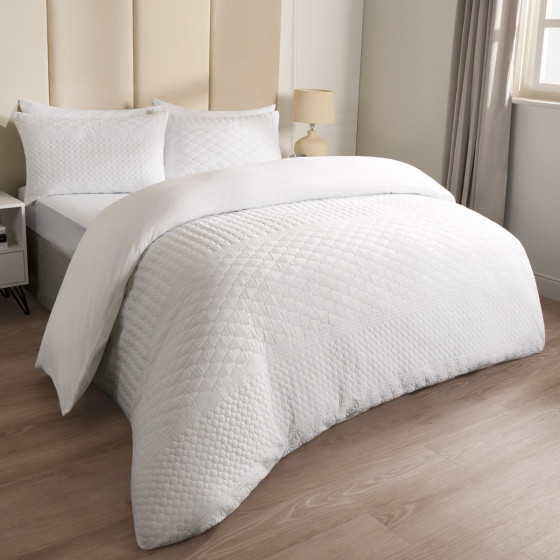 OHS Tribal Quilted Duvet Set, White - Double