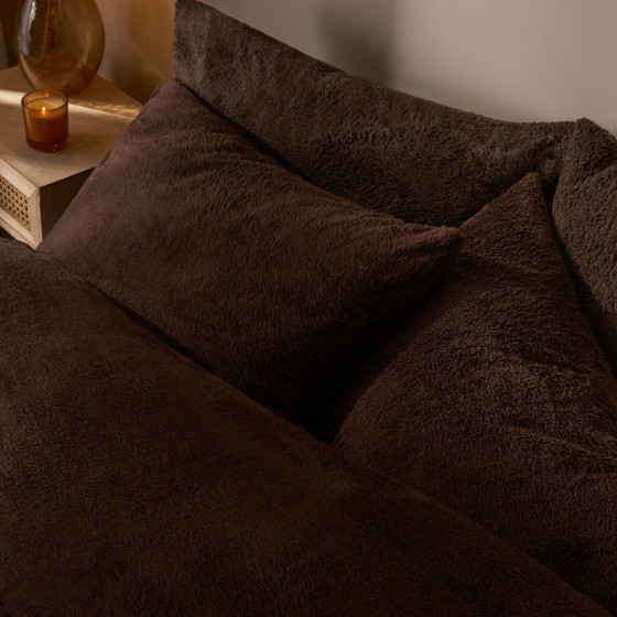 OHS Teddy Fleece Pillowcases - Chocolate