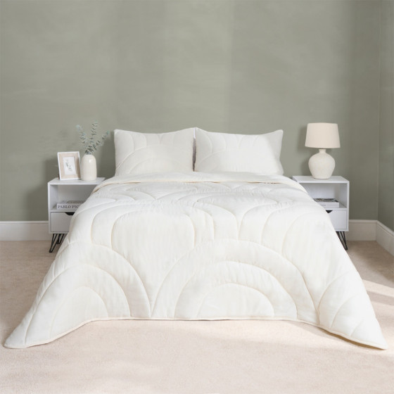 OHS Coverless Arches Quilted 7.5 Tog Duvet Set, Cream - King