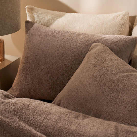 OHS Teddy Fleece Pillowcases - Natural