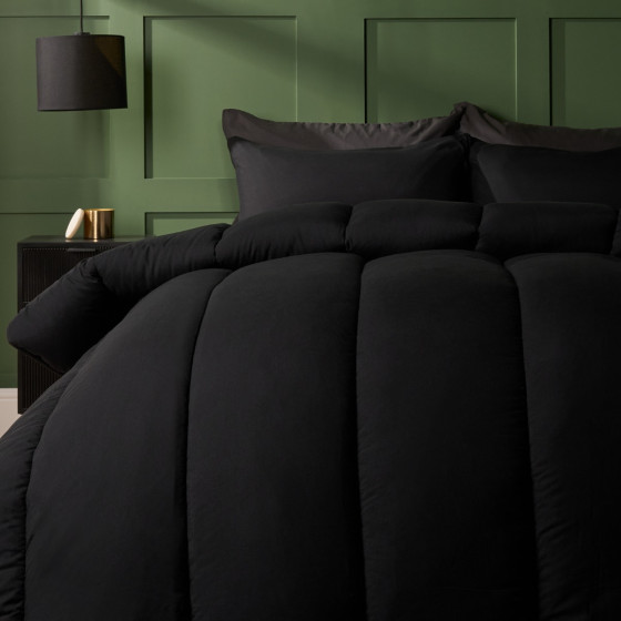 OHS Coverless 10.5 Tog Duvet Set - Black