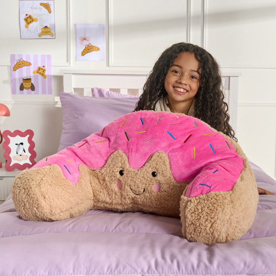 OHS Doughnut Cuddle Cushion - Brown/Pink