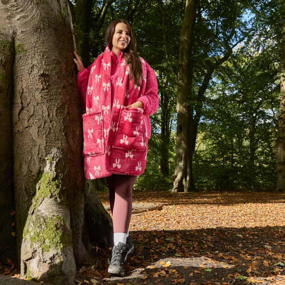 OHS Bow Print Fleece Pocket Scarf - Hot Pink