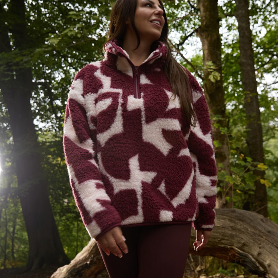 OHS Teddy Geometric Print Half Zip Fleece - Burgundy/White