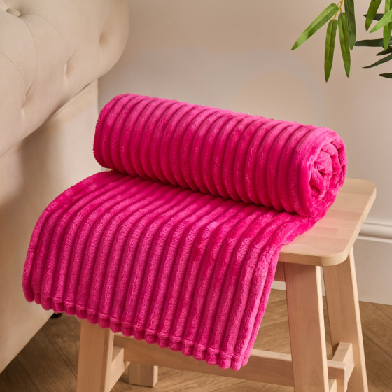 OHS Ribbed Fleece Throw - Hot Pink