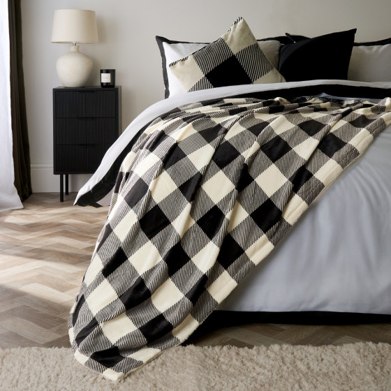 OHS Gingham Print Fleece Throw - Monochrome
