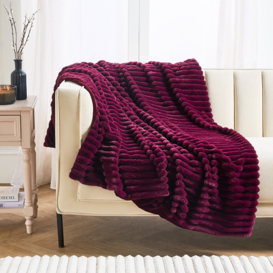 OHS Faux Fur Thick Ribbed Throw - Burgundy