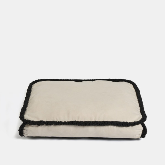 OHS Sherpa Binded Rectangle Pet Mat, Cream/Black - Medium