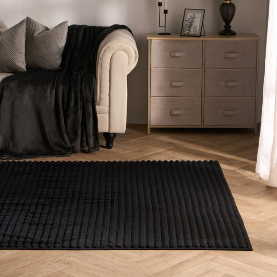 OHS Faux Fur Ribbed Rug, Black - 80 x 150cm