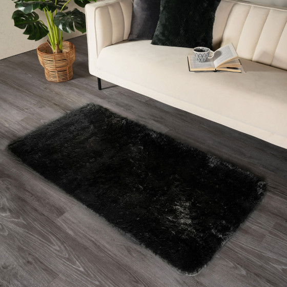 OHS Fluffy Rug, Black - 80 x 150cm