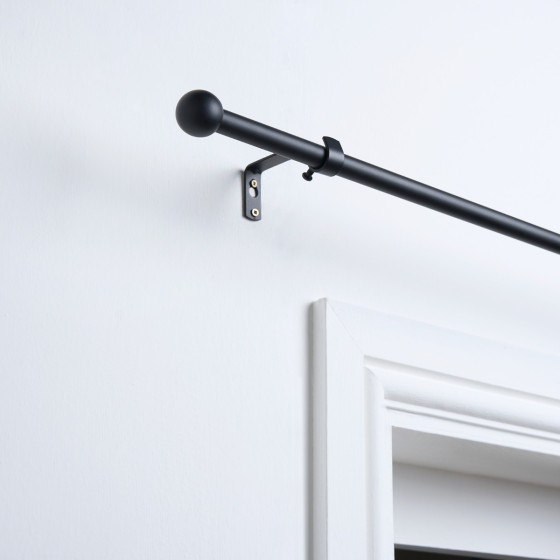 OHS Ball Extendable Curtain Pole - Black