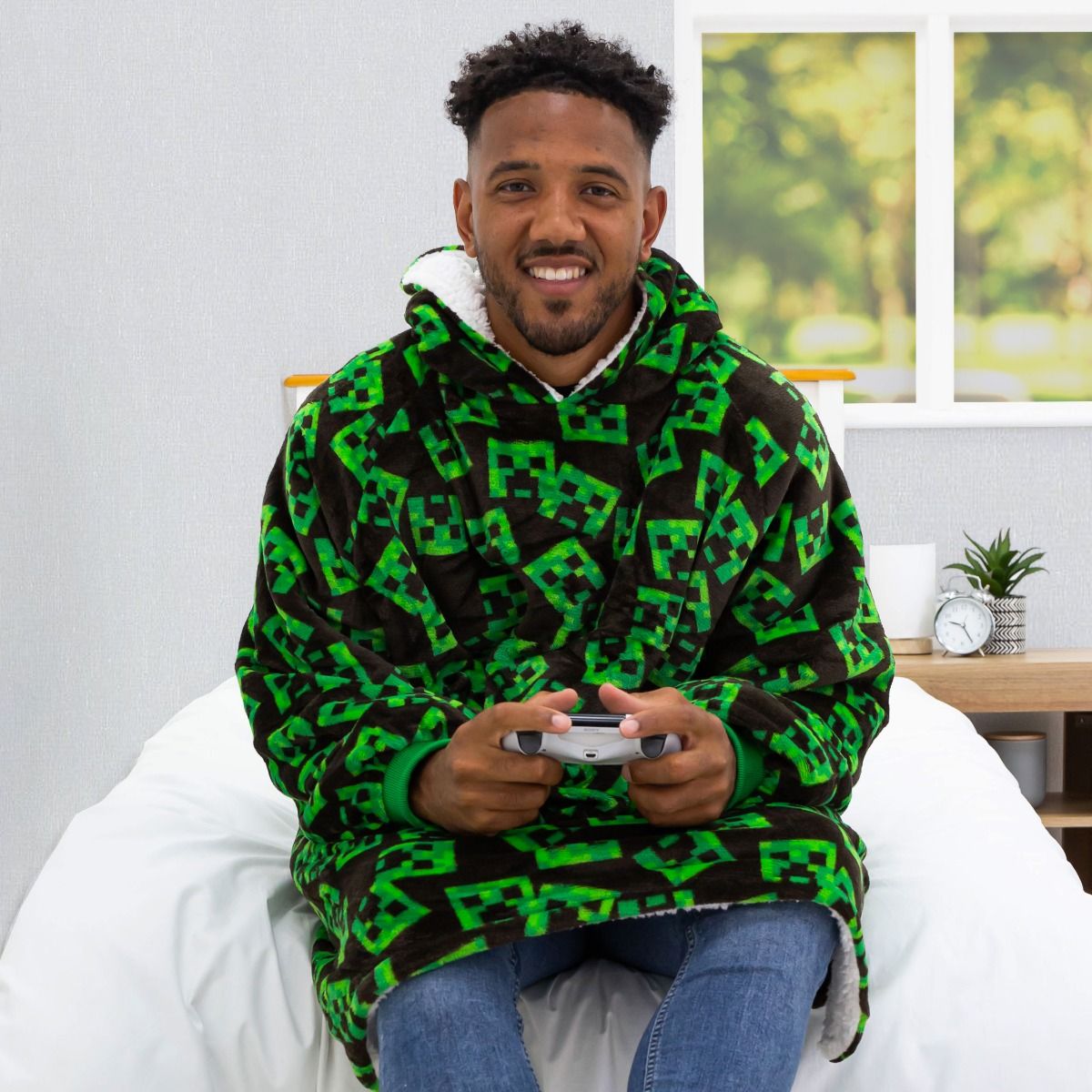 Minecraft Face Hoodie Blanket, Black - Adults