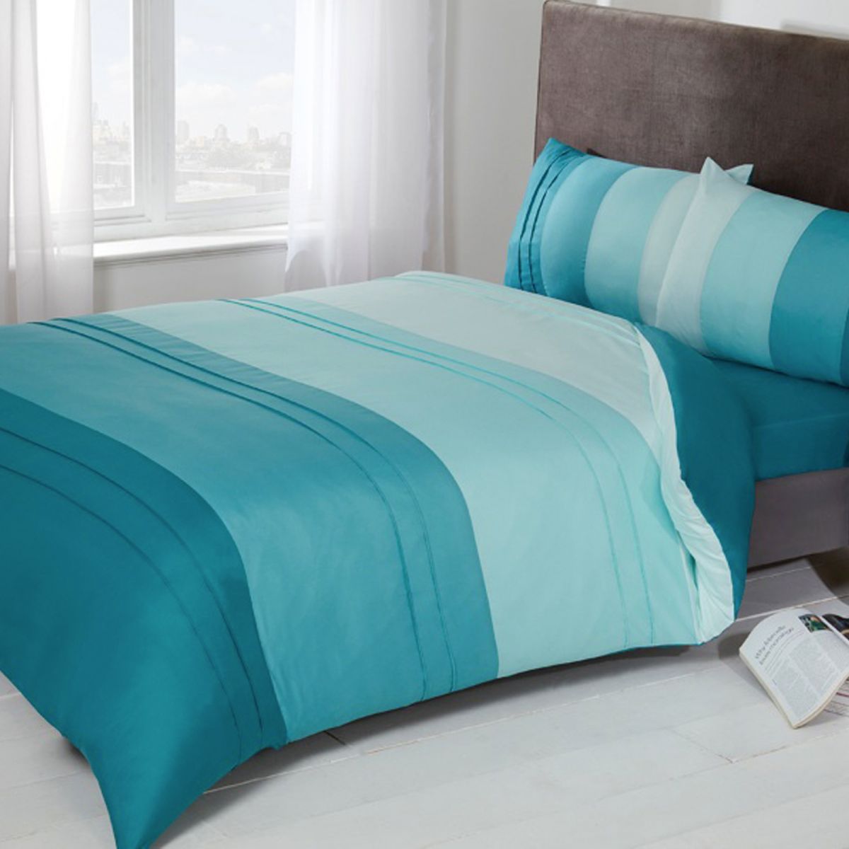 Brentfords Colour Block Duvet Set Duck Egg Blue