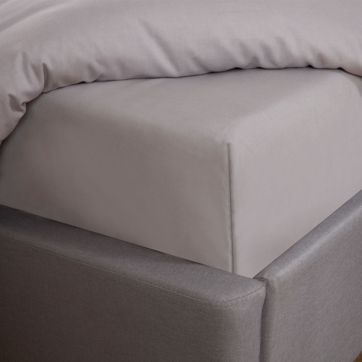 Highams Easy Care Polycotton Deep Fitted Sheet - Silver