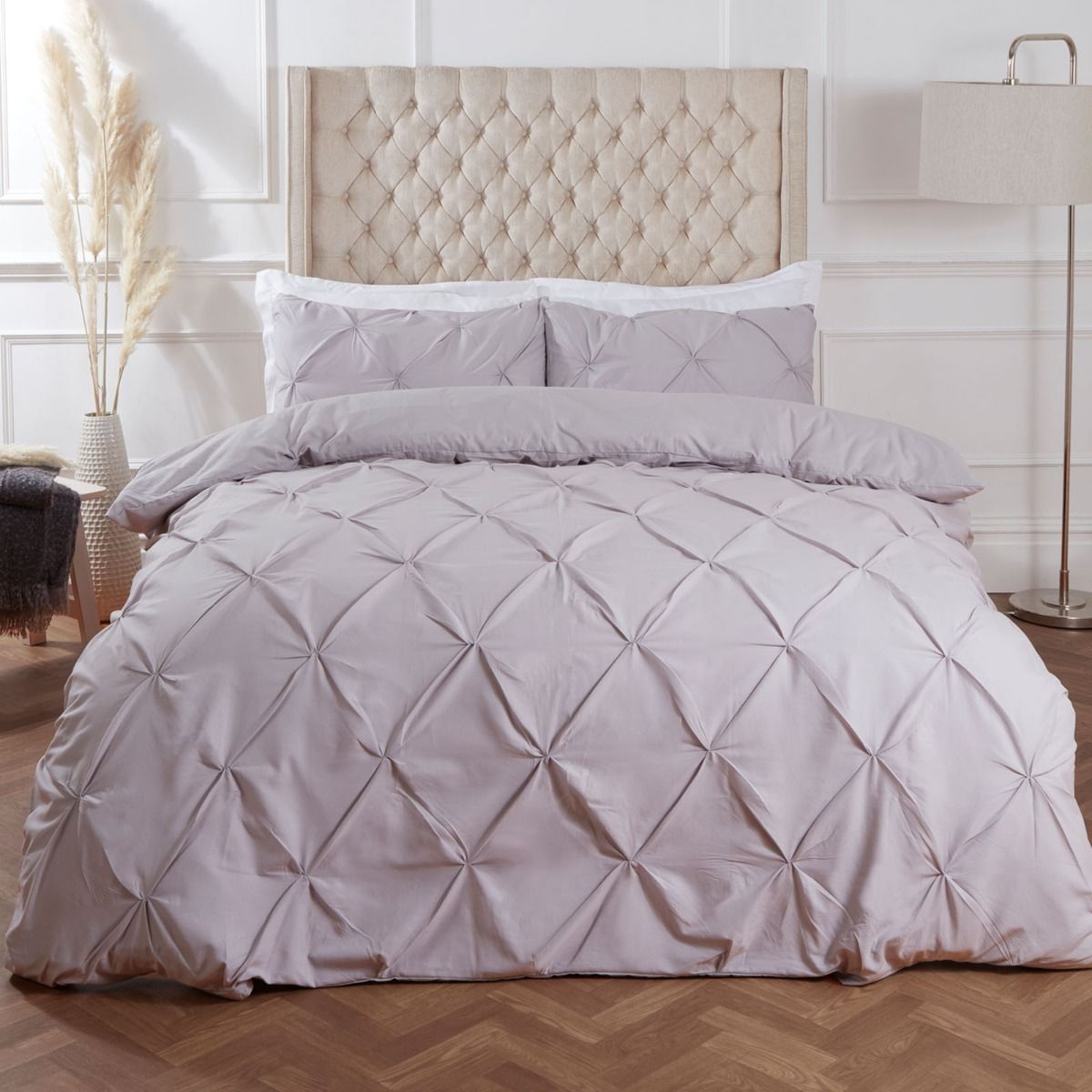 NEW Silver Grey Luxury Modern Pin Tuck Bedding Bed Duvet Set All Sizes 