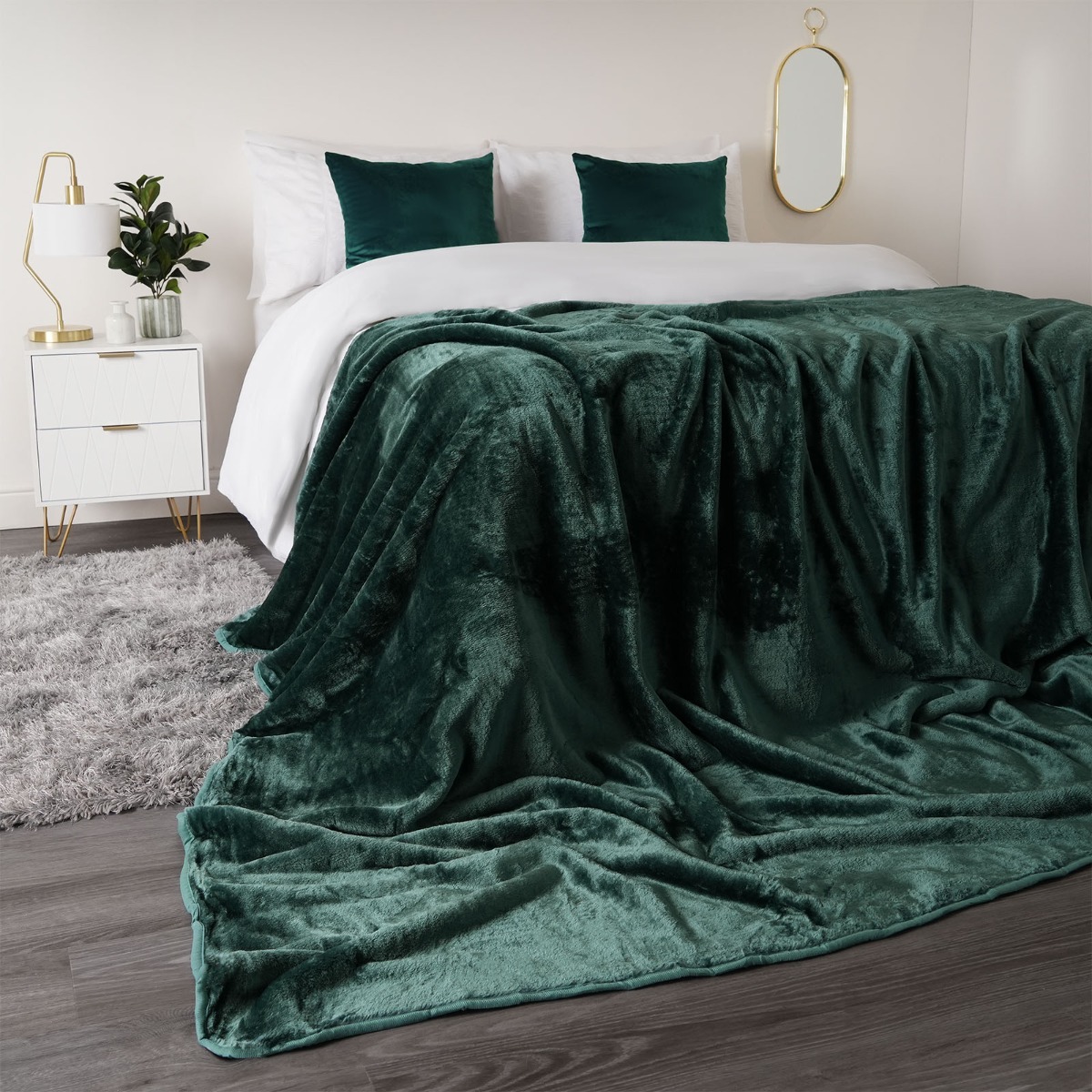 OHS Faux Fur Mink Throw, Forest Green – 150 x 200cm
