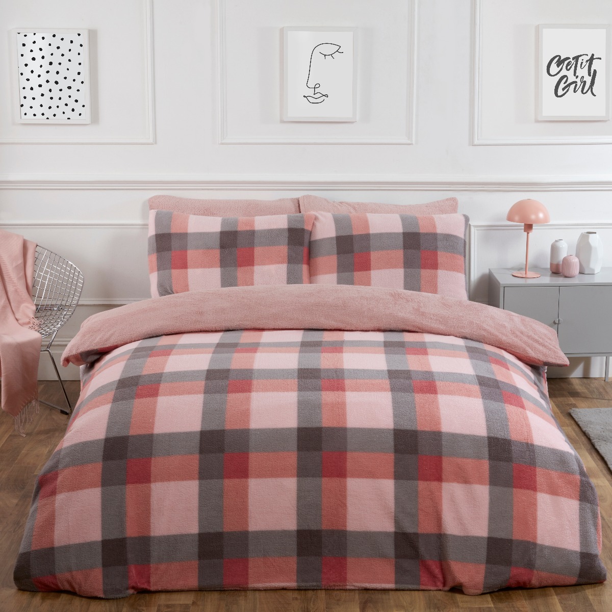 OHS Check Teddy Duvet Cover with Pillowcase Set in Light Pink | Size: Double