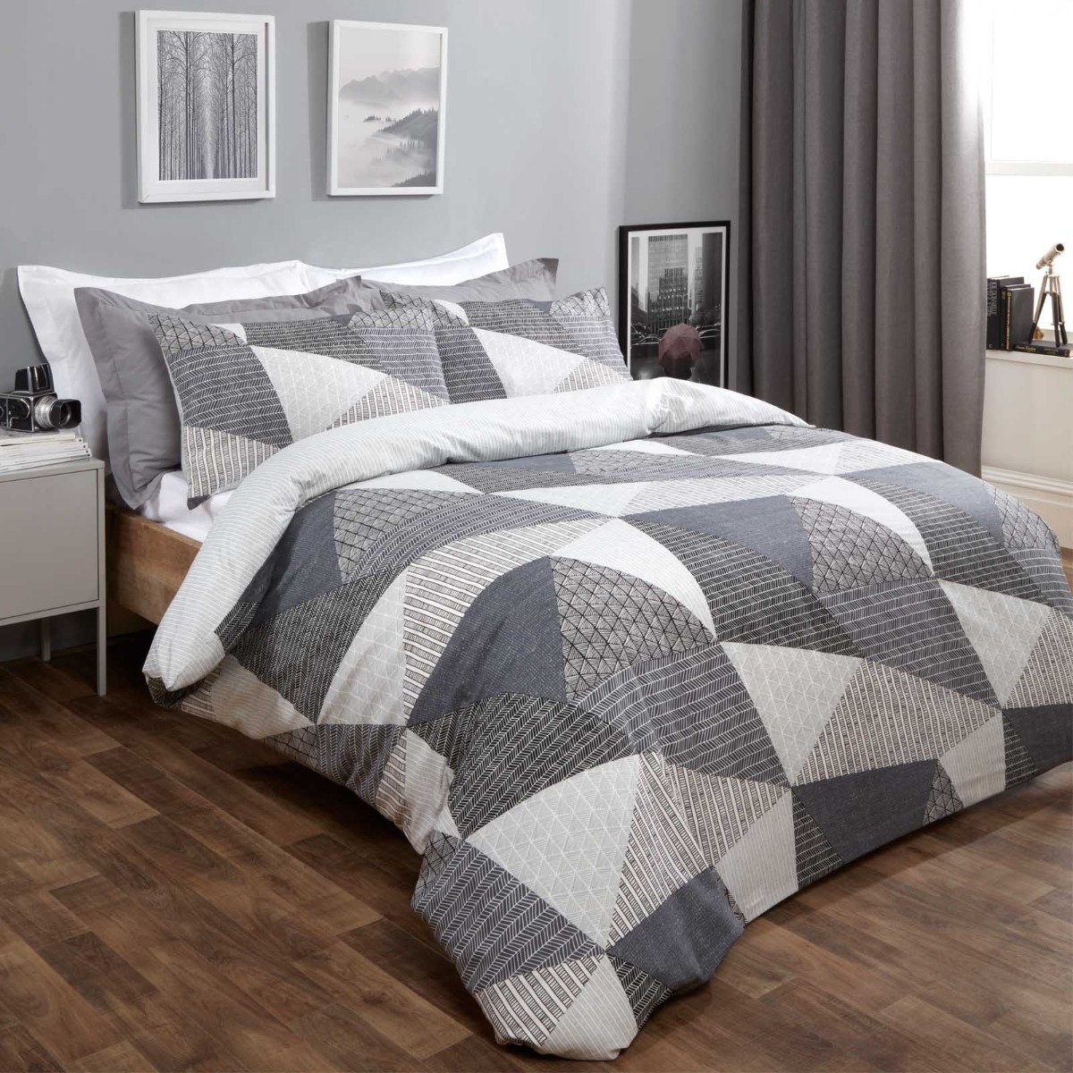OHS Textured Geometric Duvet Set, Grey – King