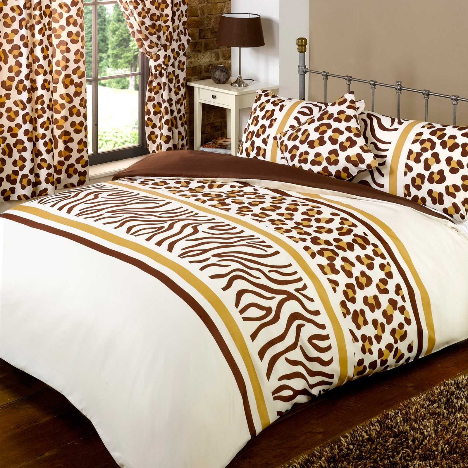 Durban Bumper Duvet Set With Matching Curtains, Tie Backs & Cushion Cover – Single