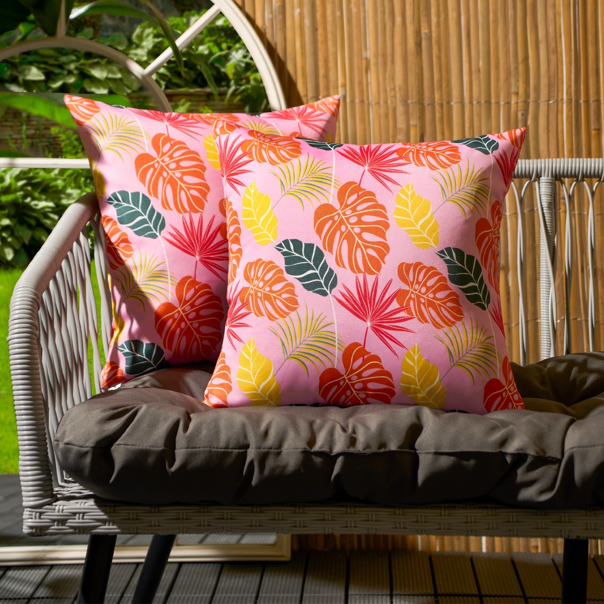 OHS 2 Pack Tropical Water Resistant Cushion Covers, Pink – 45 x 45cm