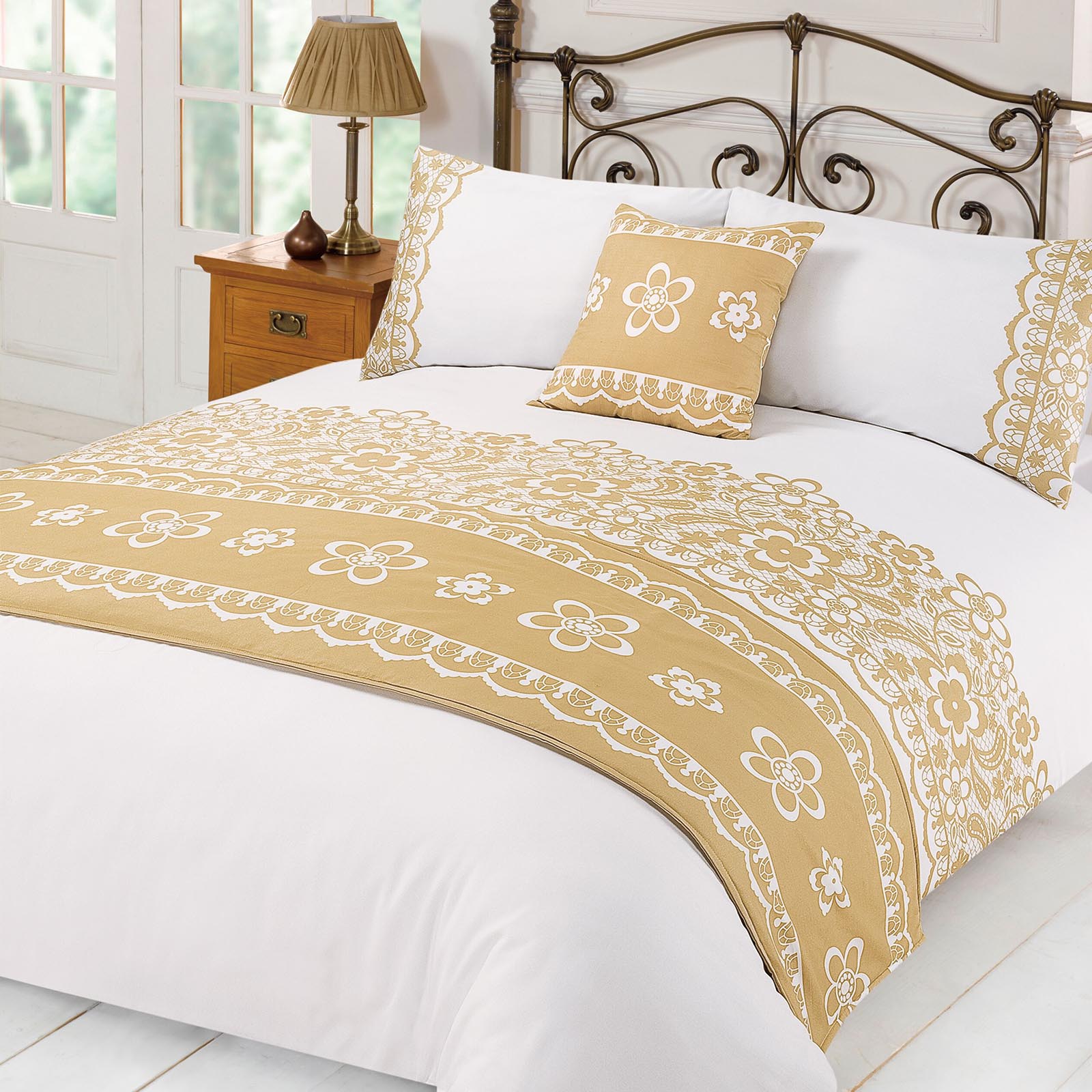 Hannah Bed In A Bag Double Duvet Cover Set – Gold