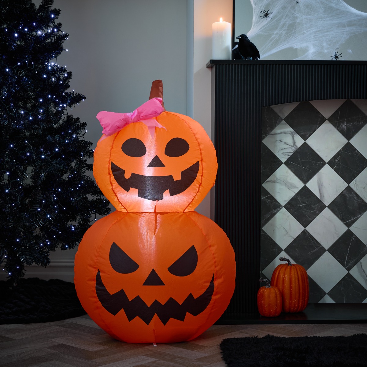 OHS Indoor/Outdoor Inflatable Pumpkin Decoration - Orange